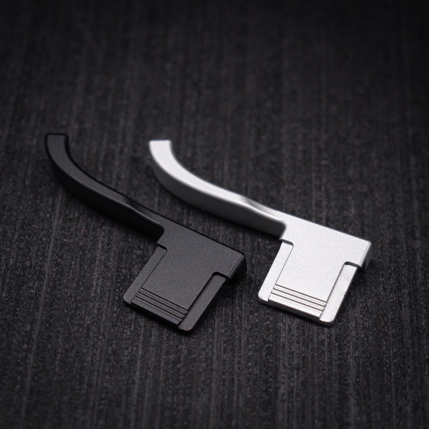 Aluminum Thumb Grip for Leica D-Lux8