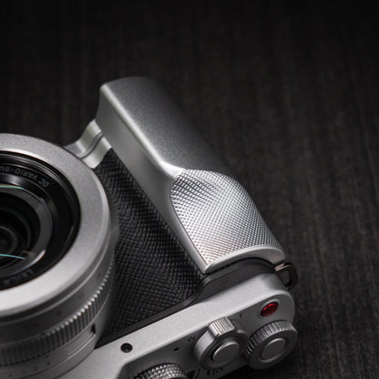 Camera Grip for Lumix L10