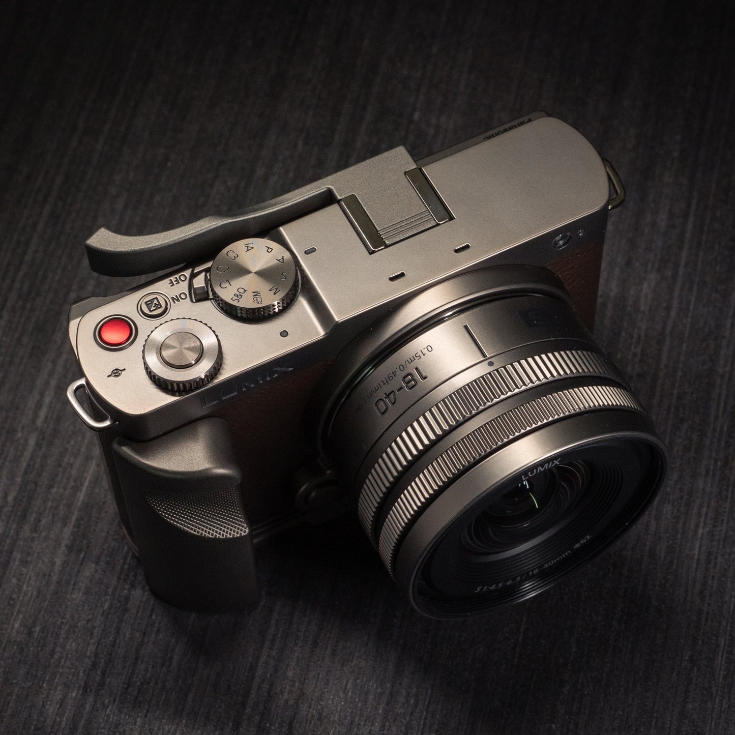 Aluminum Thumb Grip for LUMIX S9