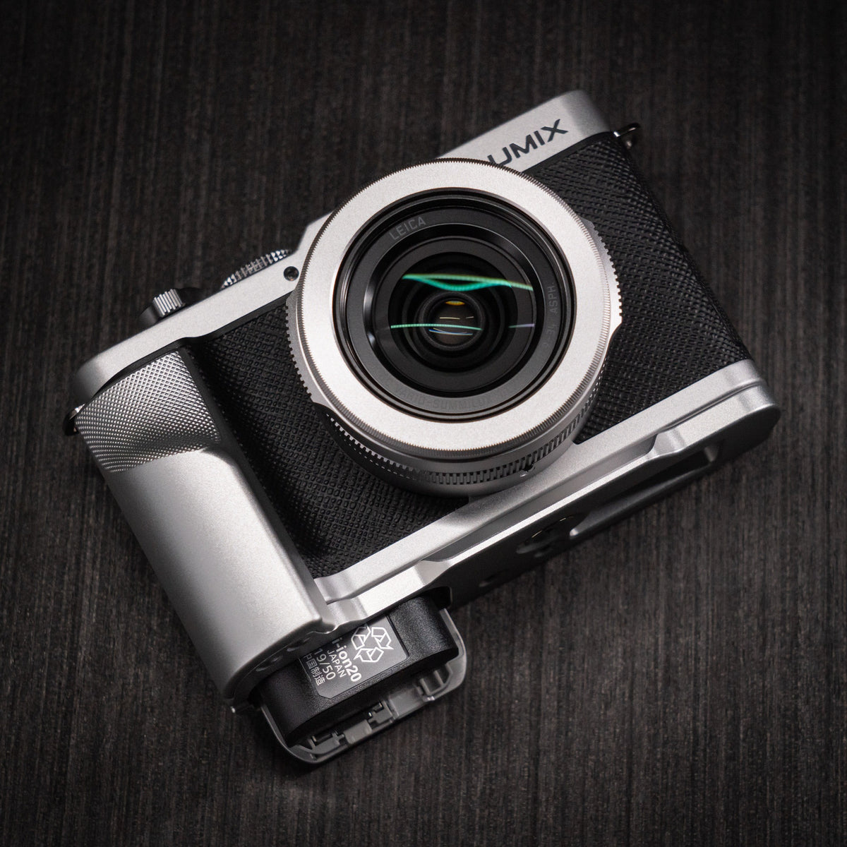 Camera Grip for Lumix L10