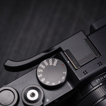 Aluminum Thumb Grip for Leica D-Lux8