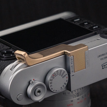 Aluminum/Brass Thumb Grip for Leica M10/M11