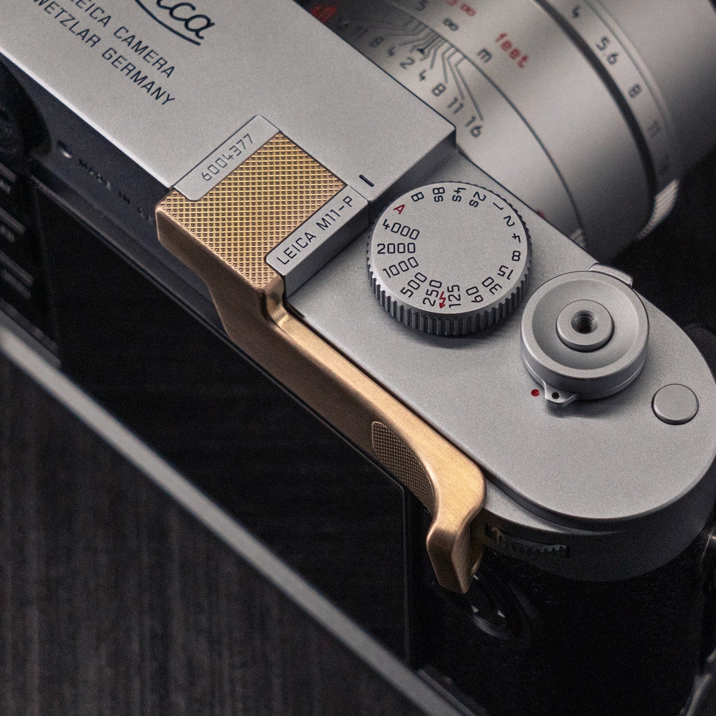 Aluminum/Brass Thumb Grip for Leica M10/M11