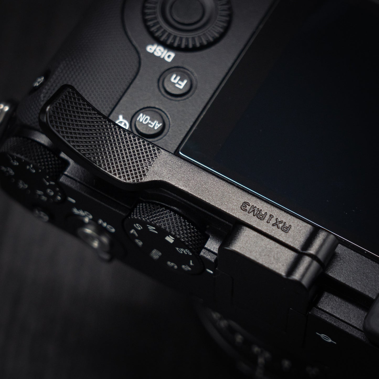 Black Aluminum Thumb Grip for SONY RX1r3