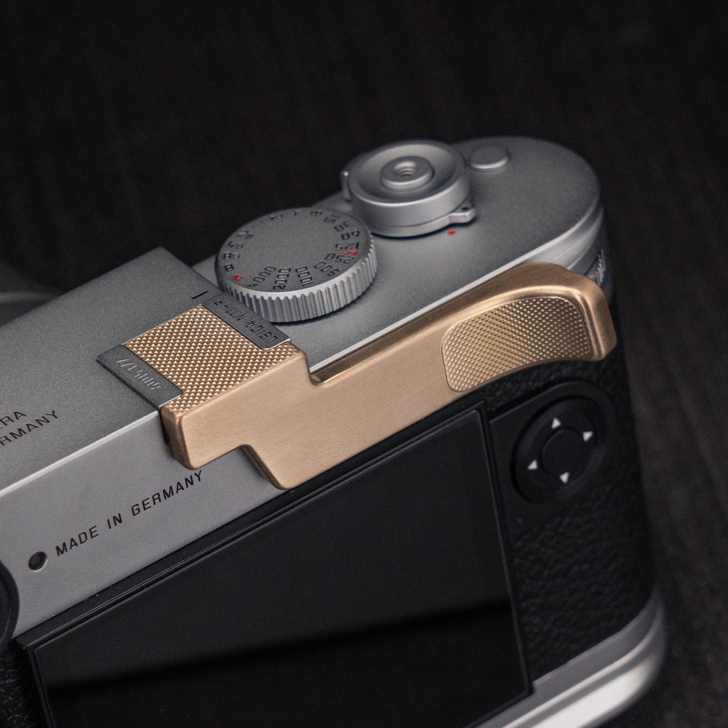 Aluminum/Brass Thumb Grip for Leica M10/M11