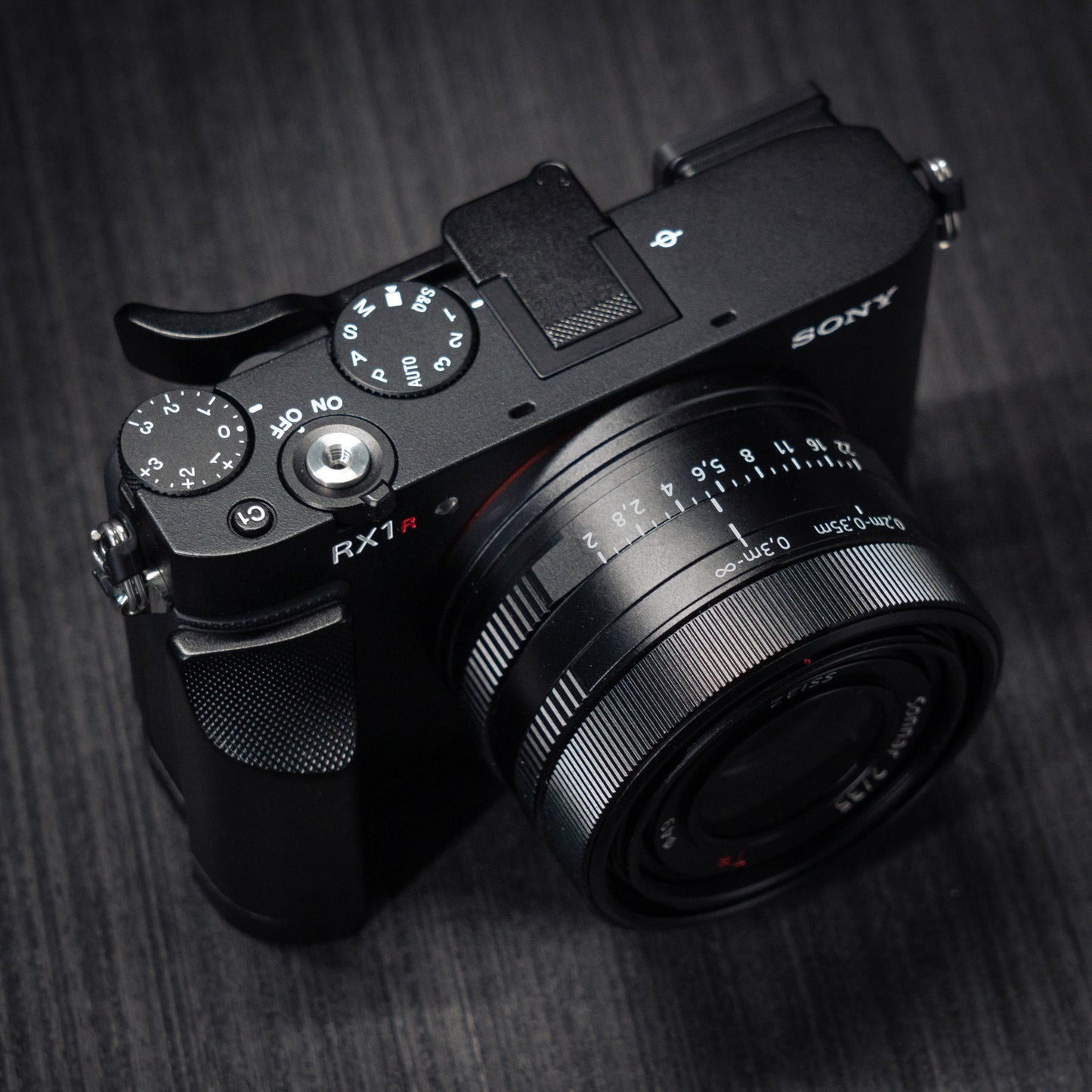 Black Aluminum Thumb Grip for SONY RX1r3