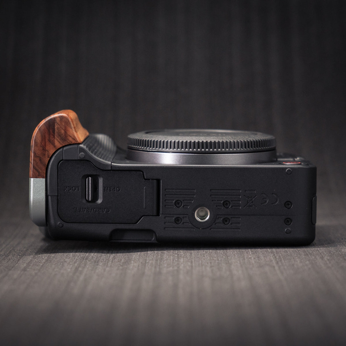 Multi-Function Wood Grip for Canon R50V