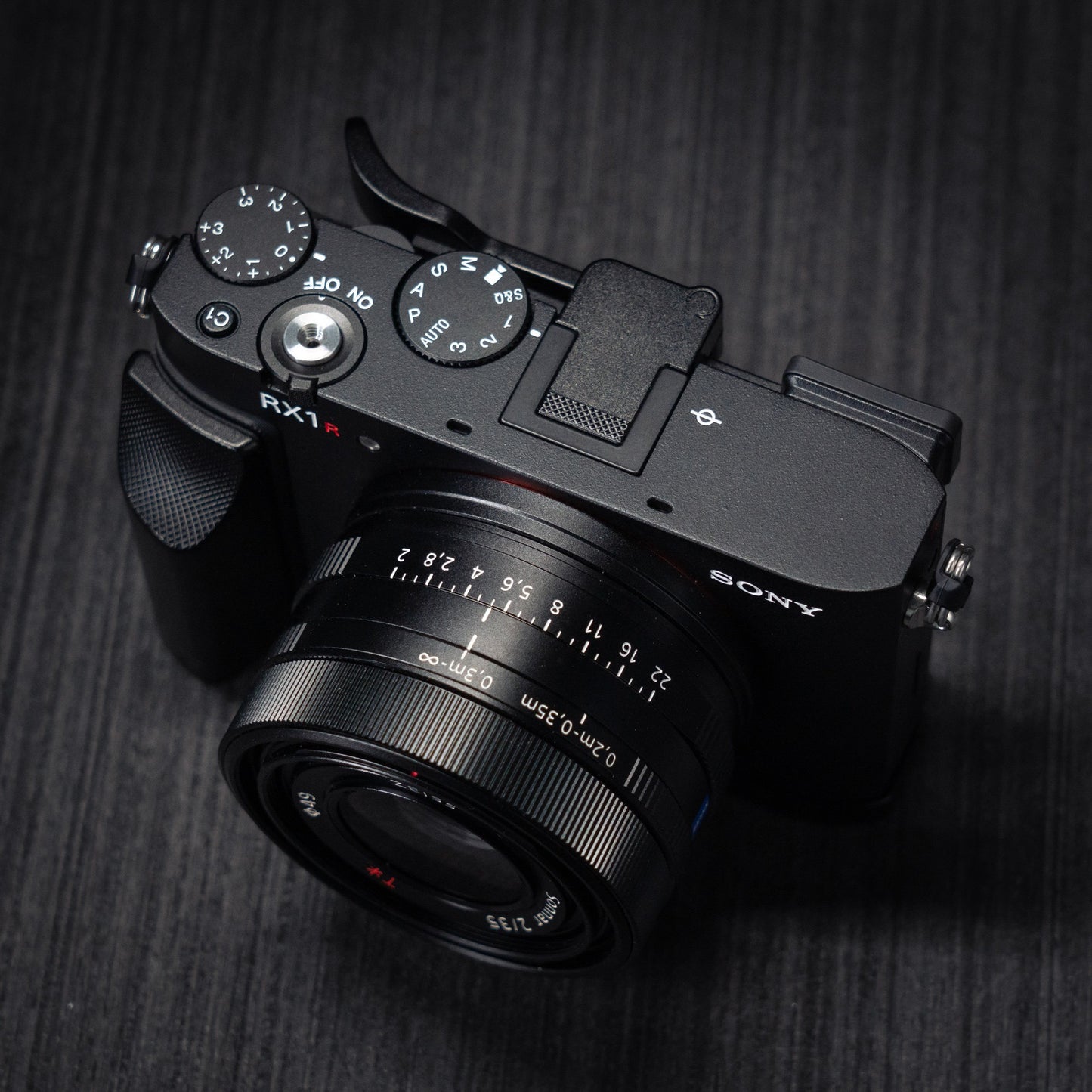 Black Aluminum Thumb Grip for SONY RX1r3