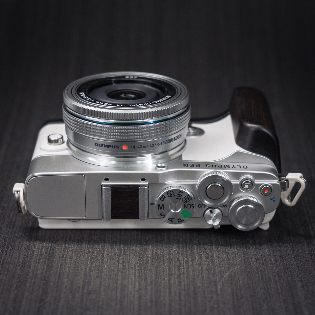 Wood Grip for Olympus Pen E-P7