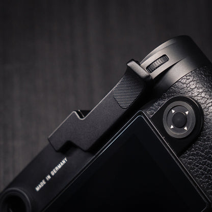 Aluminum/Brass Thumb Grip for Leica M10/M11