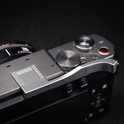 Aluminum Thumb Grip for LUMIX S9