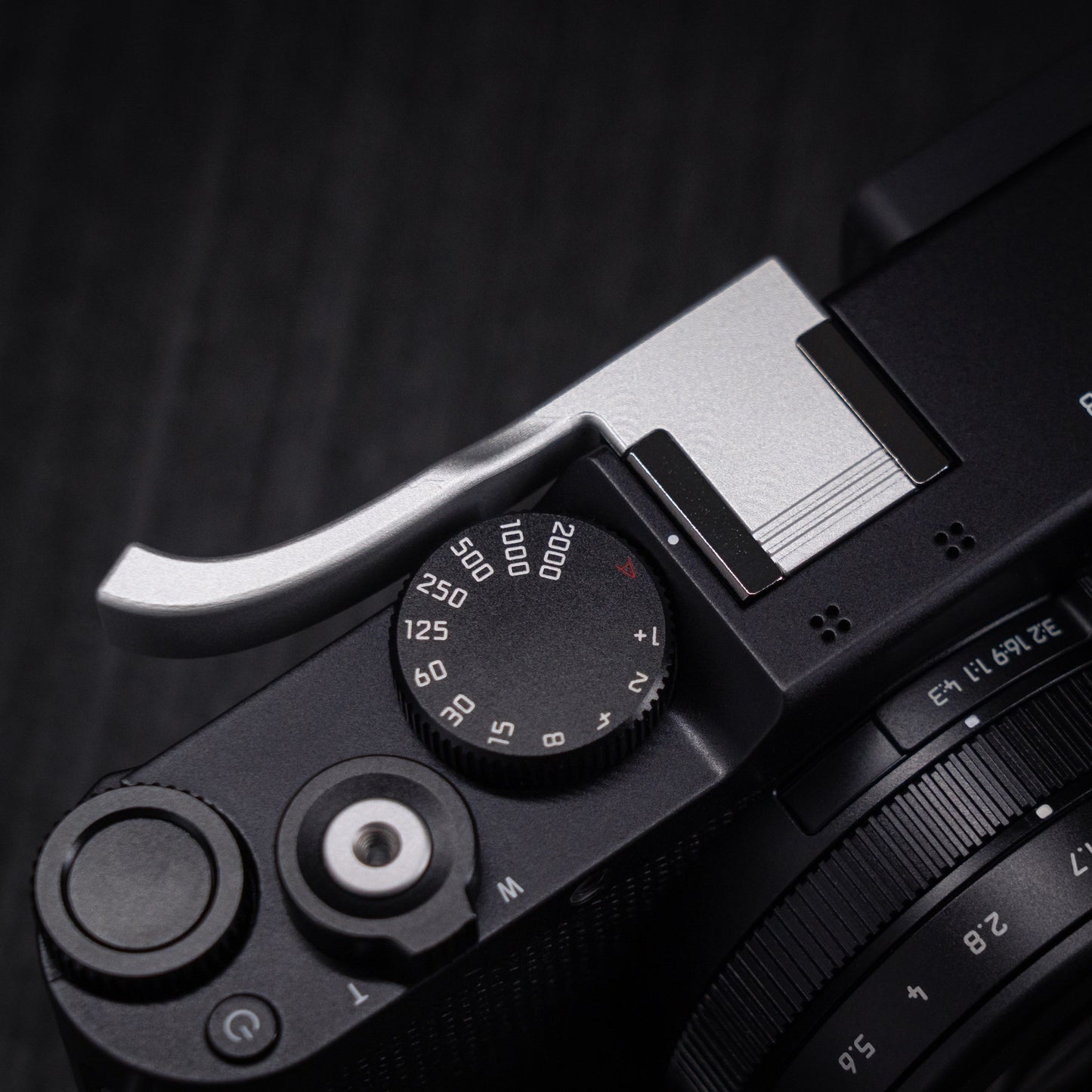 Aluminum Thumb Grip for Leica D-Lux8