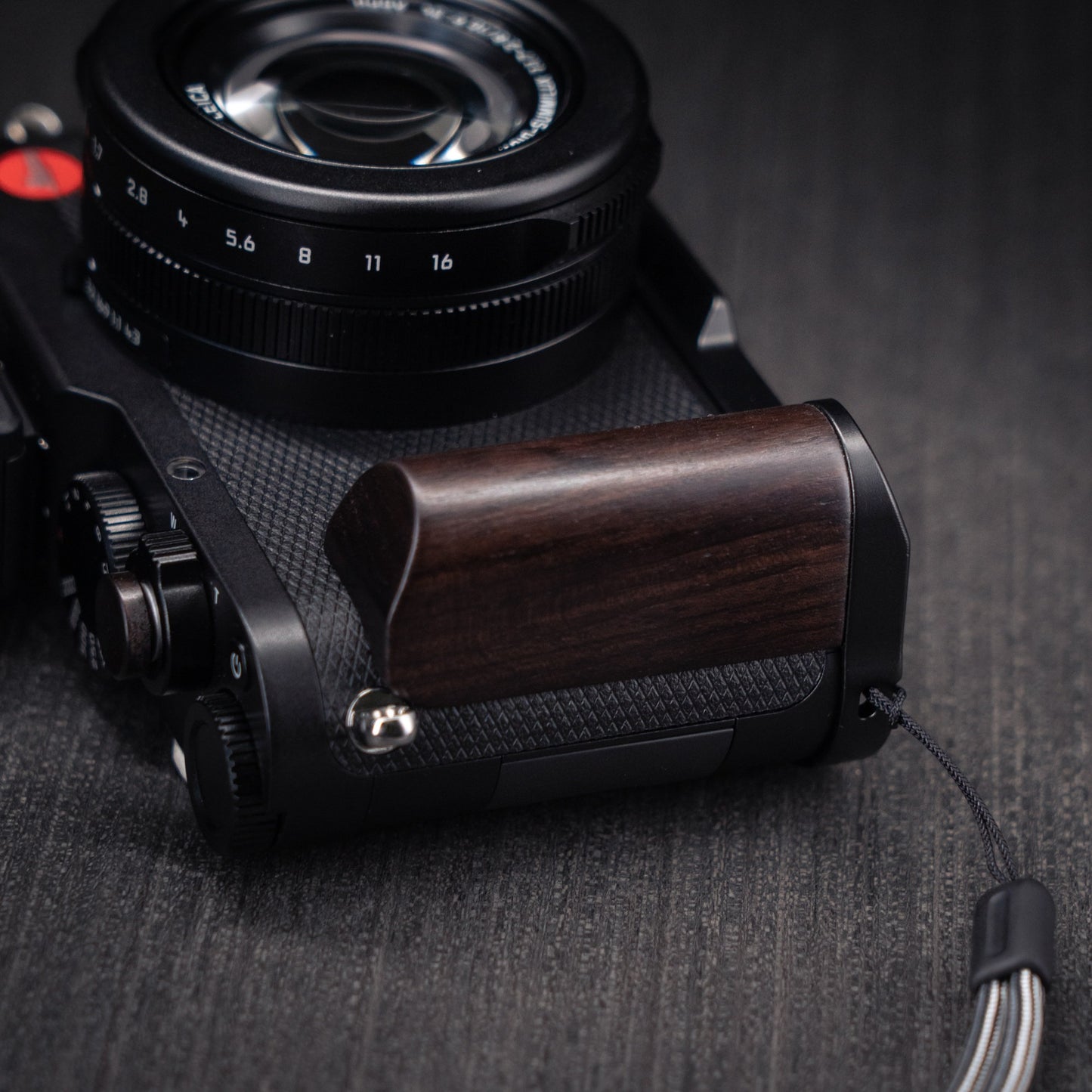 Camera Grip for Leica D-Lux8