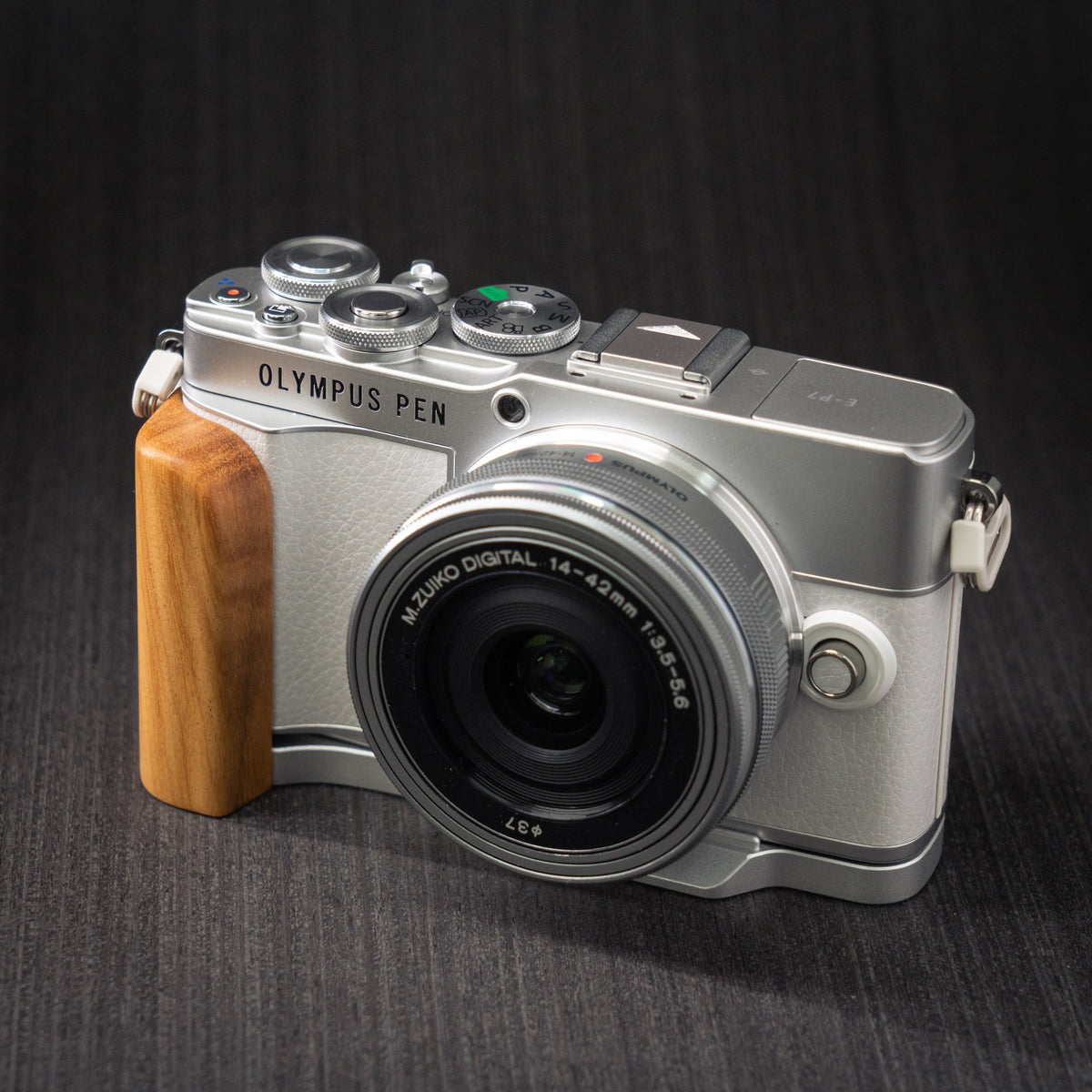 Wood Grip for Olympus Pen E-P7