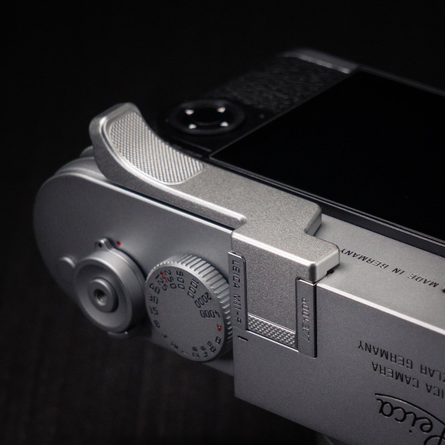 Aluminum/Brass Thumb Grip for Leica M10/M11