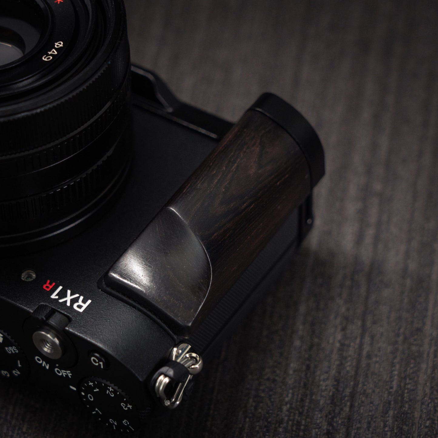 Camera Grip for SONY RX1r3