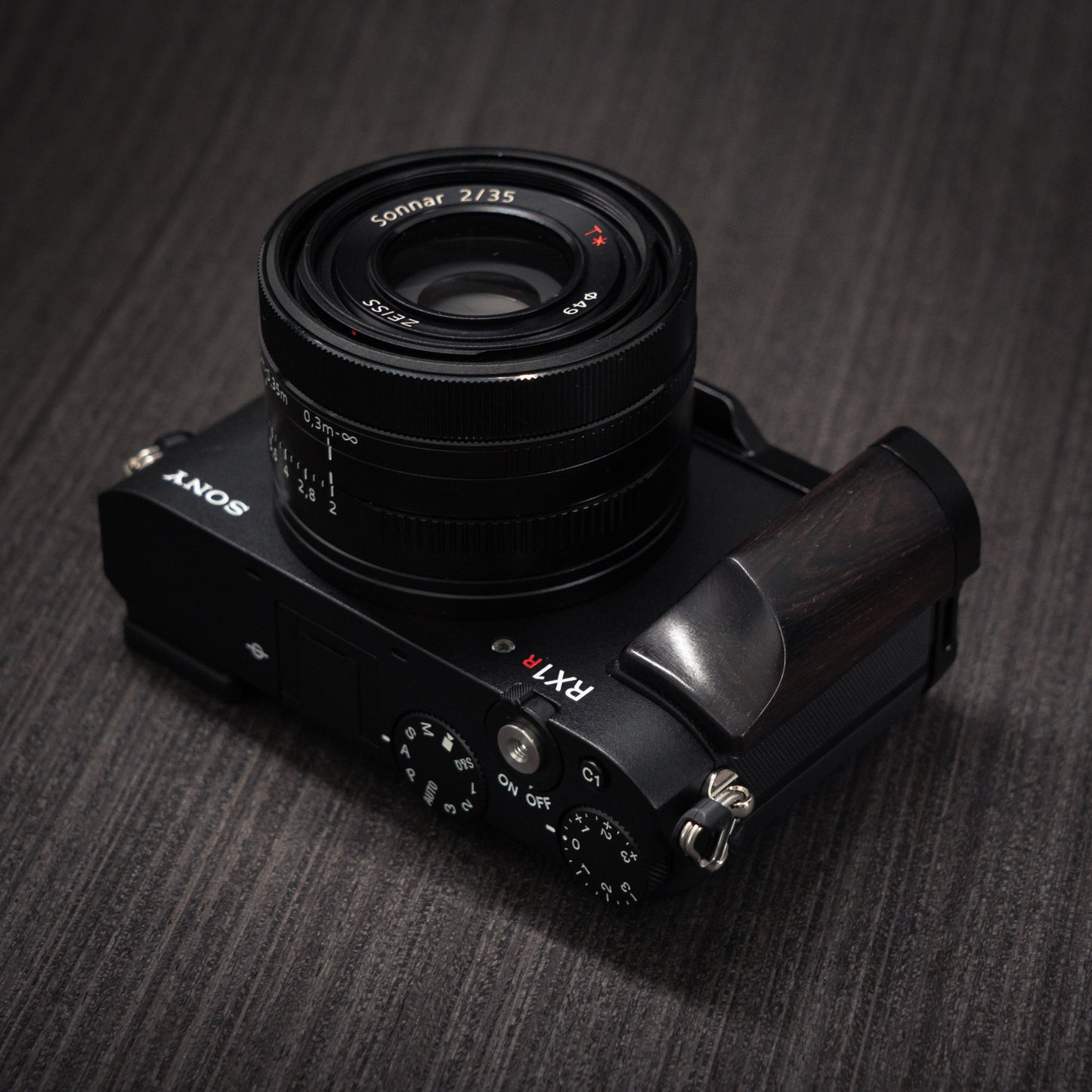 Camera Grip for SONY RX1r3