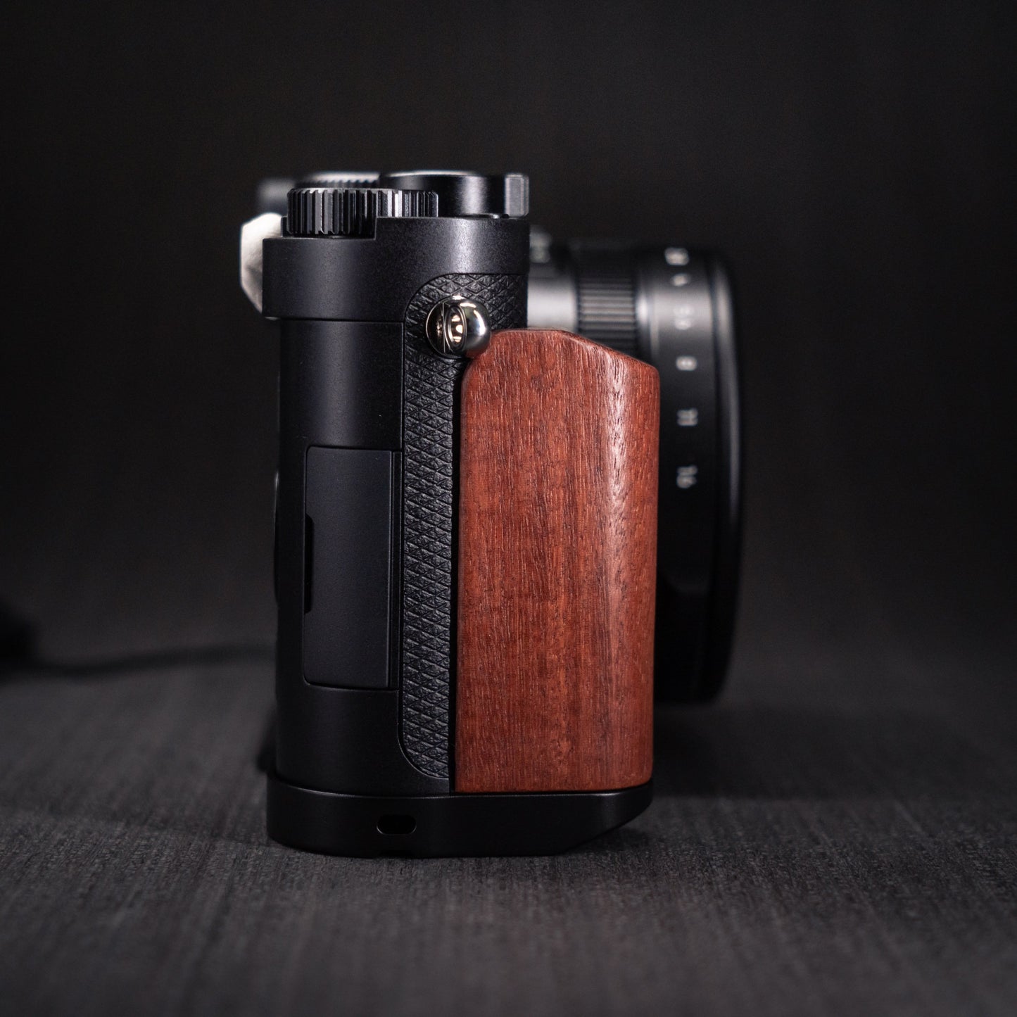 Camera Grip for Leica D-Lux8